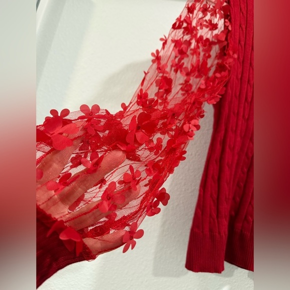 Red lightweight sweater with GORGEOUS sheer floral sleeves. Cato, medium​ - Picture 3 of 10
